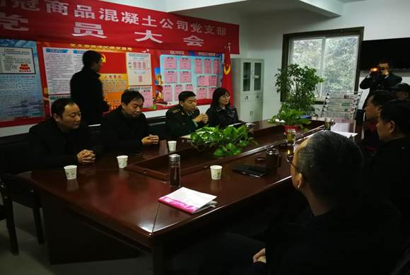 銅官區(qū)區(qū)委常委、人武部到商品混凝土公司開展專項(xiàng)督導(dǎo)工作
